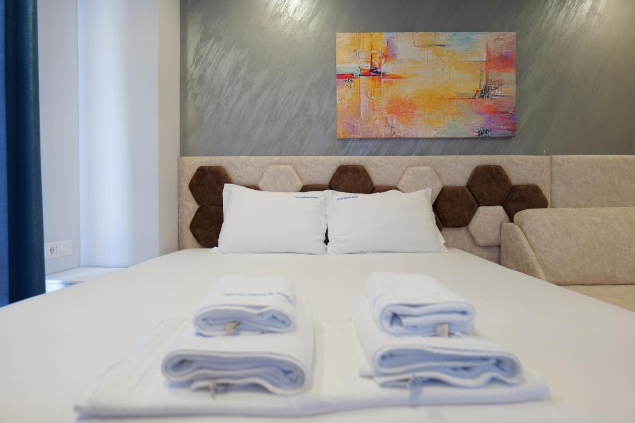 3 Islands 2 Hotel Ksamil Esterno foto